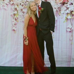 Red Prom dress
